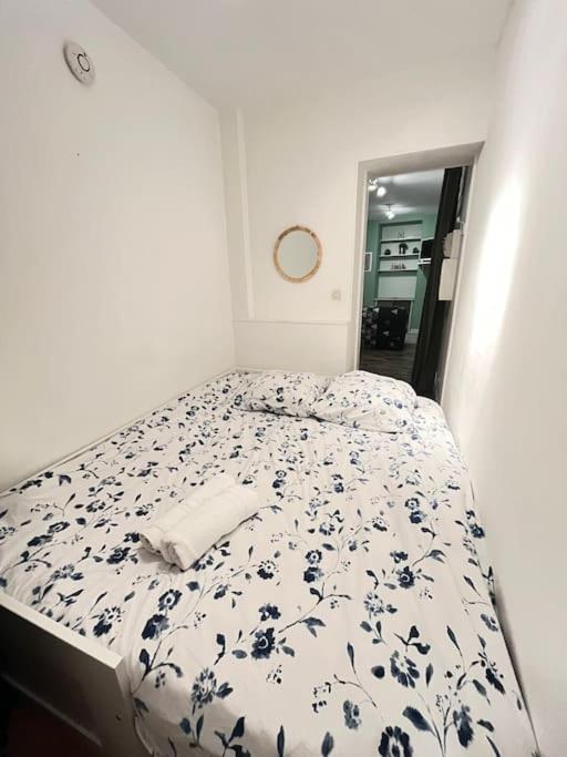 New York - Appartement A Реймс Экстерьер фото